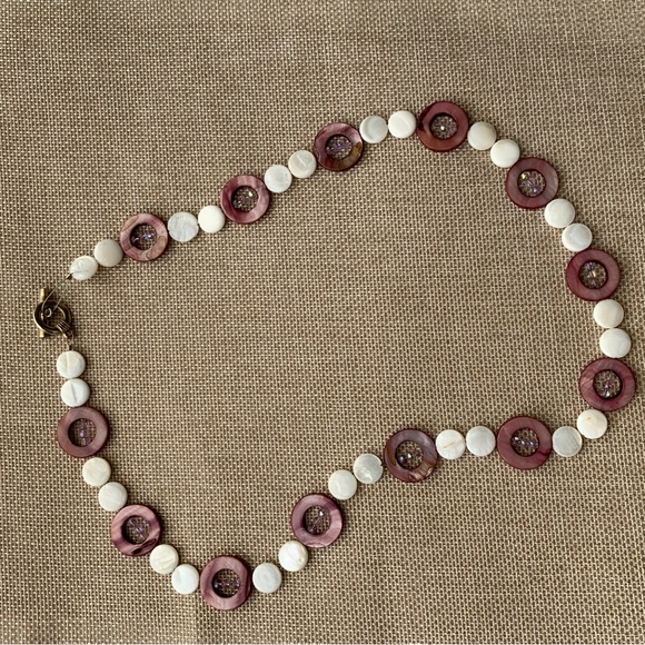 24 Inch Pink/White Fashion Beaded  Necklace - Picture 11 of 15